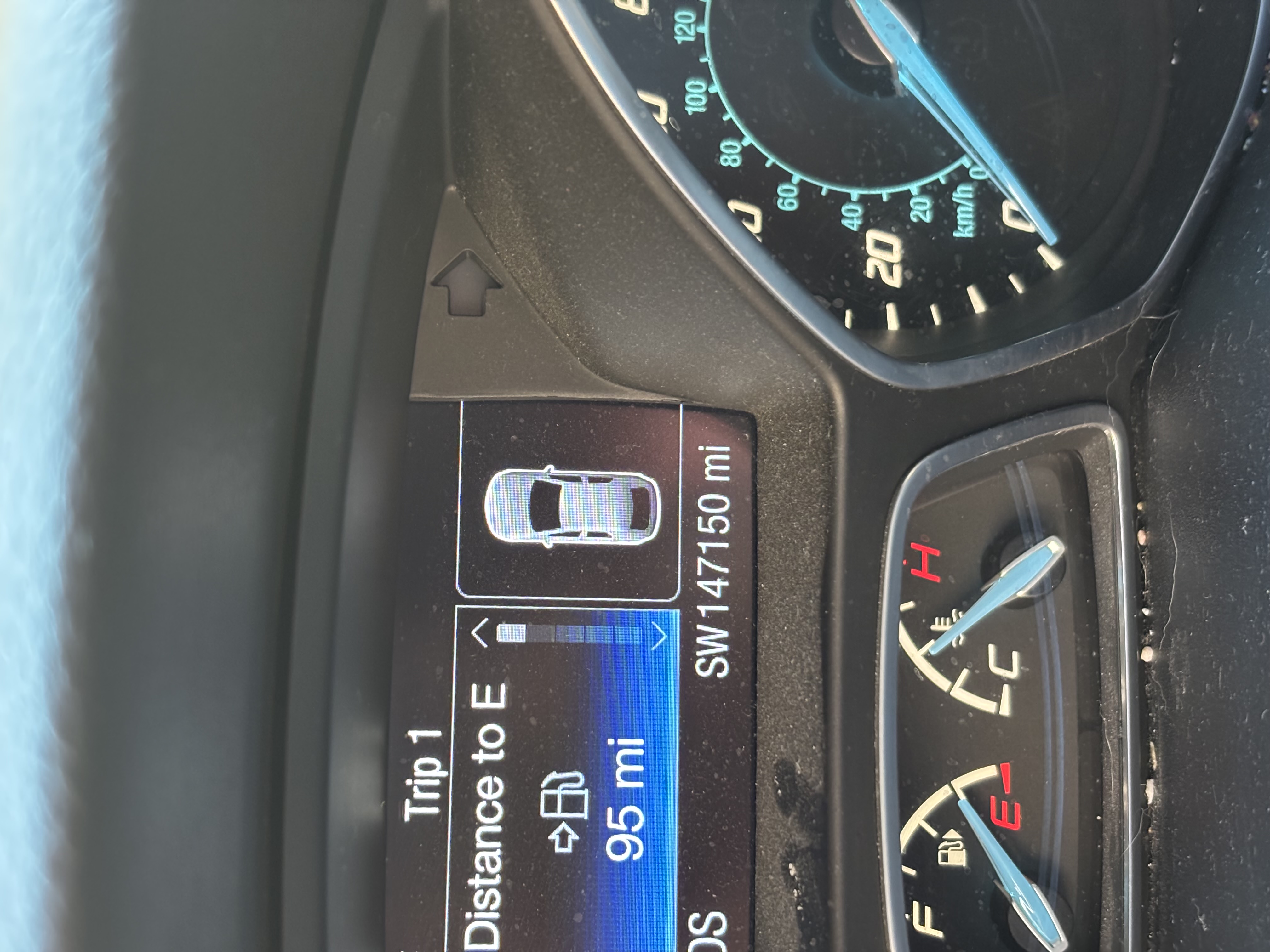 Used 2014 Ford Focus Titanium FWD image 18