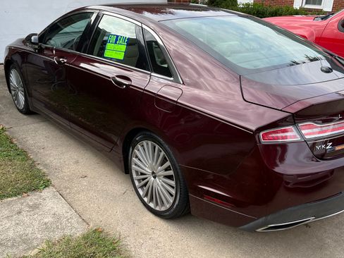 Used 2017 Lincoln MKZ Reserve w/ Climate Package image 9