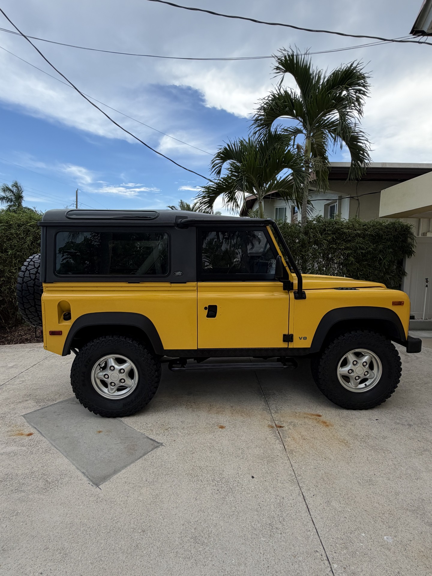 Used 1997 Land Rover Defender 90 AWD/4WD image 4