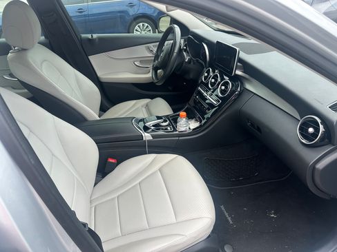 Used 2015 Mercedes-Benz C 300 4MATIC Sedan image 6