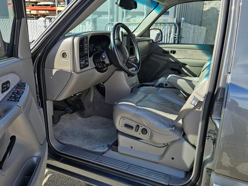 Used 2001 GMC Sierra 2500 4x4 Crew Cab HD w/ SLT Marketing Option Pkg image 9