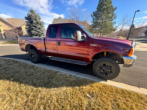 Used 1999 Ford F250 4x4 SuperCab Super Duty image 2