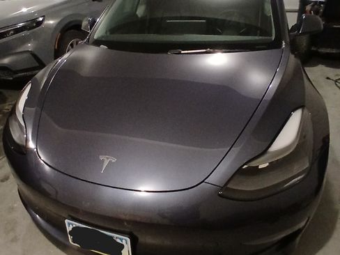 Used 2022 Tesla Model 3 Performance image 4