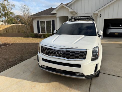 Used 2020 Kia Telluride SX w/ Towing Package image 2
