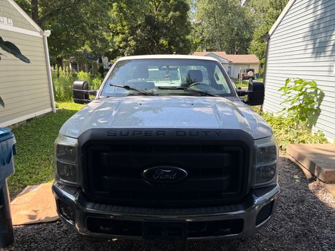 Used 2012 Ford F250 XL w/ XL Value Pkg RWD image 4
