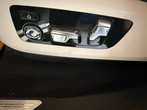 Used 2025 BMW ALPINA XB7 AWD/4WD image 15