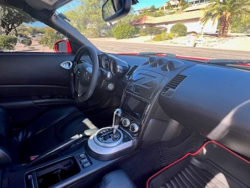 Used 2007 Nissan 350Z Touring image 9