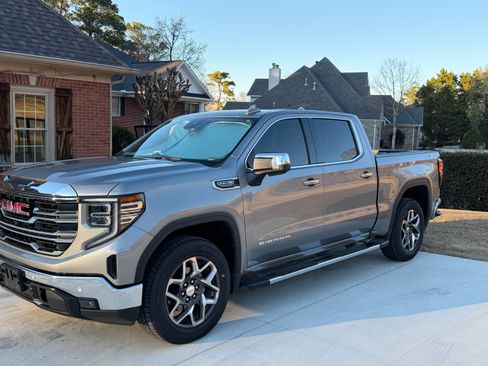 Used 2024 GMC Sierra 1500 SLT w/ SLT Premium Plus Package image 6