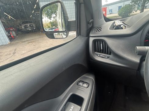 Used 2021 RAM ProMaster City Tradesman FWD image 13