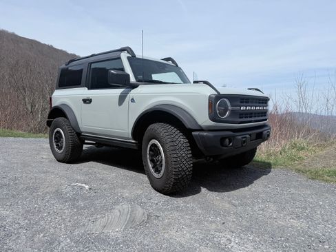 Used 2024 Ford Bronco Black Diamond w/ Sasquatch Package image 4