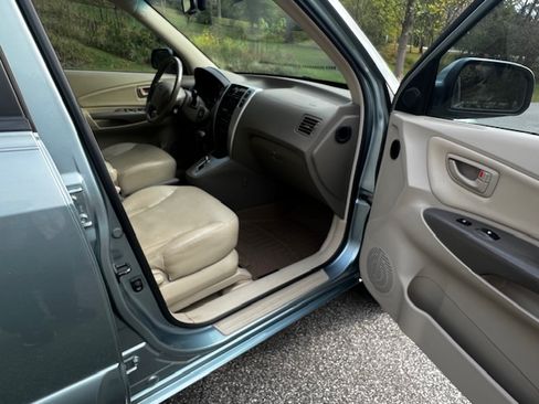 Used 2007 Hyundai Tucson Limited image 9