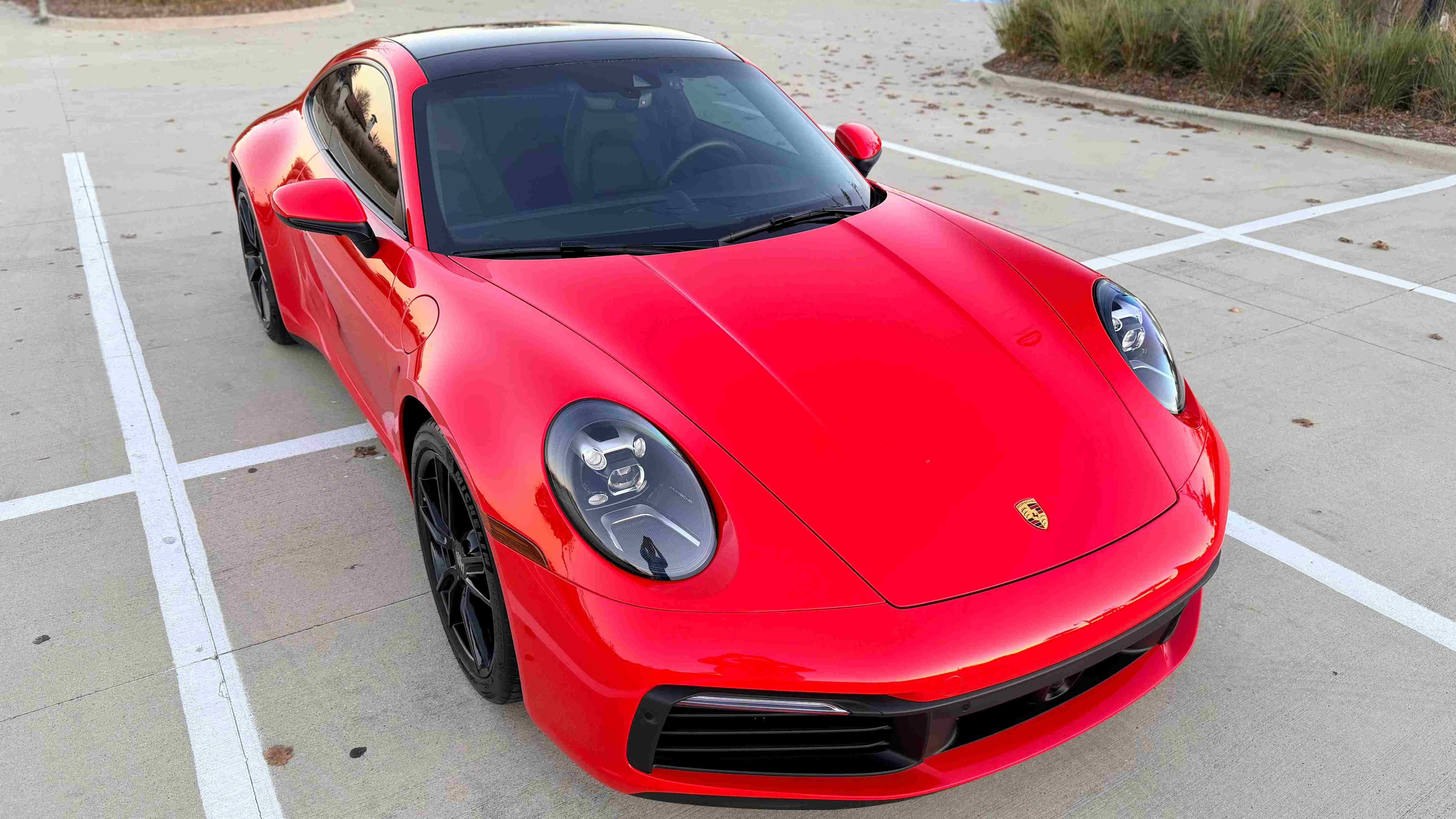 Used 2022 Porsche 911 Carrera image 2