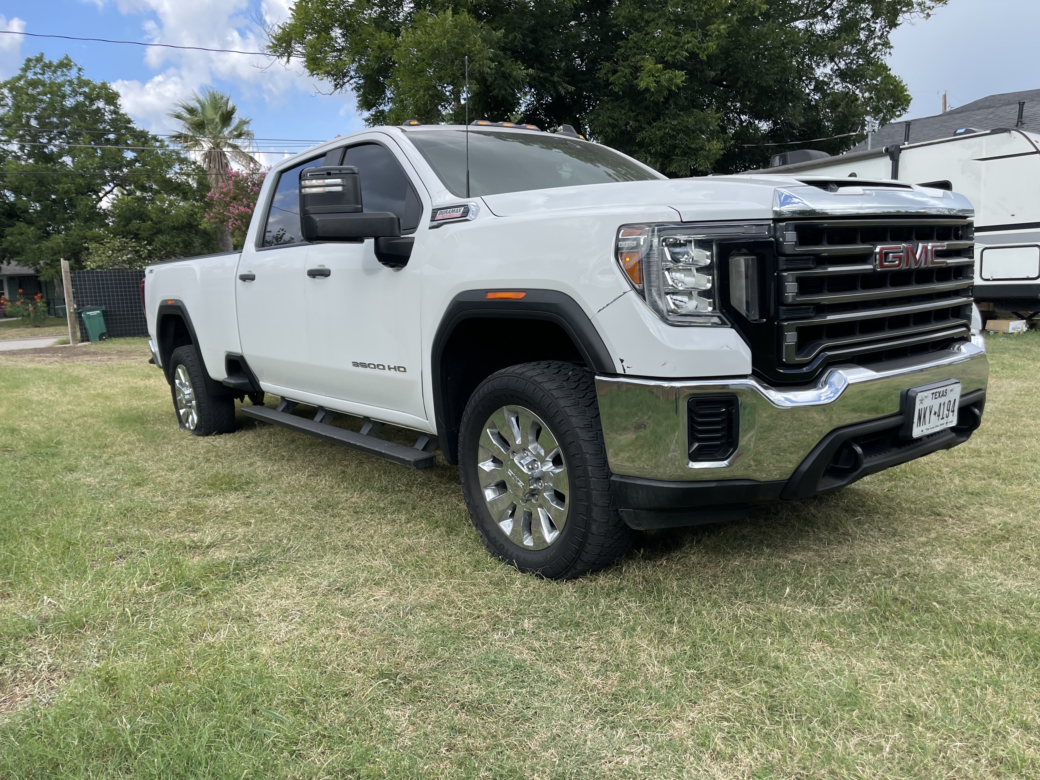Used 2020 GMC Sierra 3500 4x4 Crew Cab w/ Convenience Package image 4