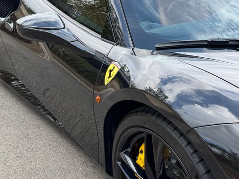 Used 2017 Ferrari 488 Spider RWD image 15