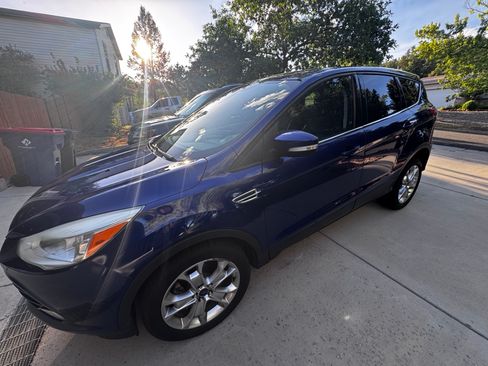 Used 2013 Ford Escape SEL AWD/4WD image 2