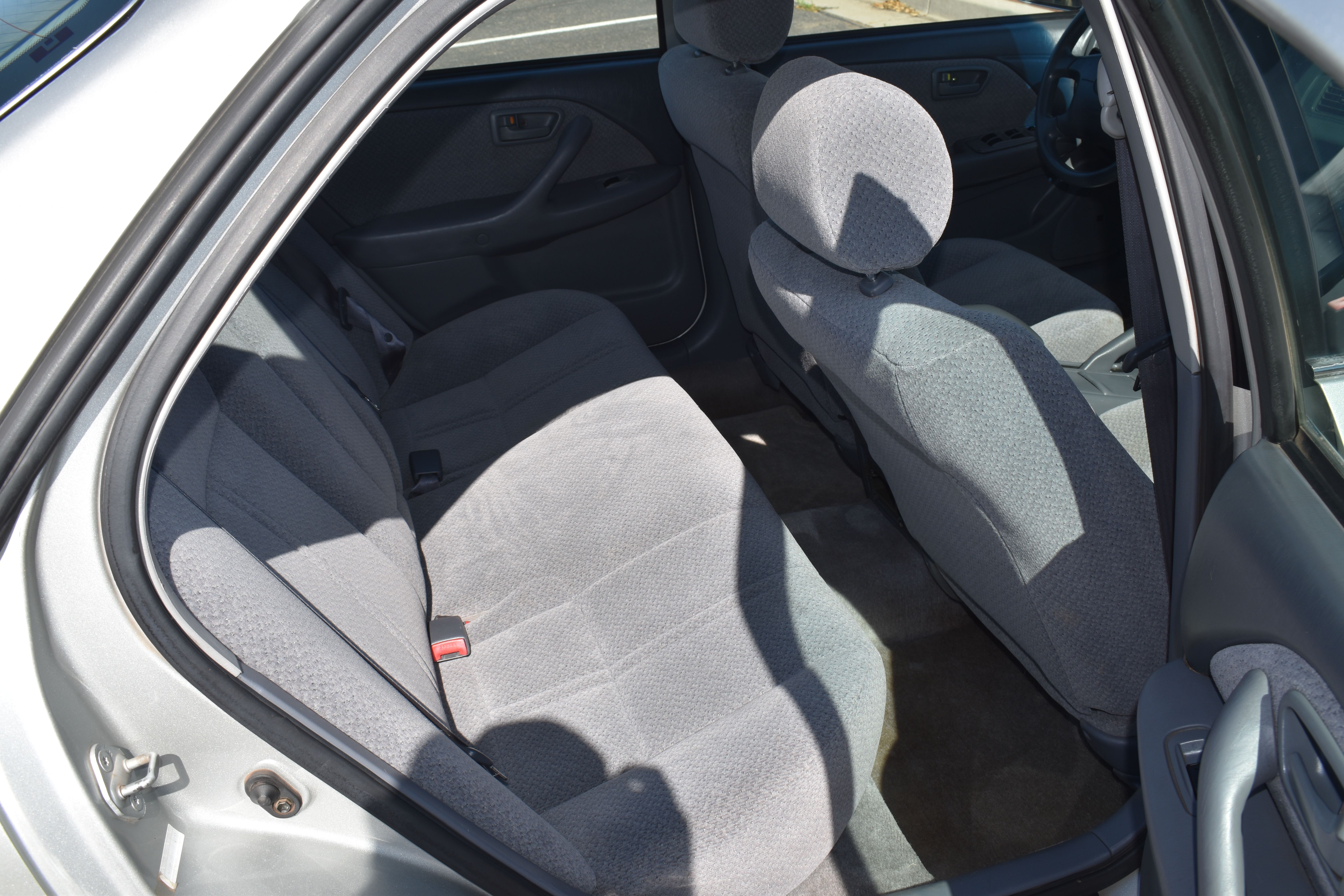 Used 2001 Toyota Camry XLE FWD image 13