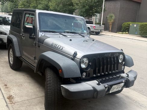 Used 2016 Jeep Wrangler Sport AWD/4WD image 9