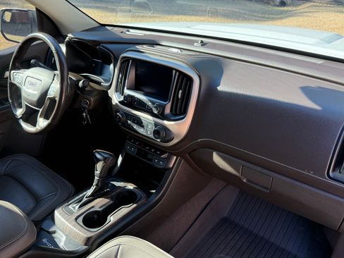 Used 2021 GMC Canyon Denali image 15