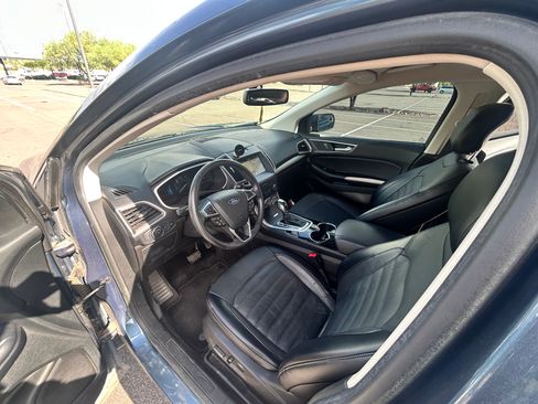 Used 2018 Ford Edge SEL w/ Equipment Group 201A FWD image 5
