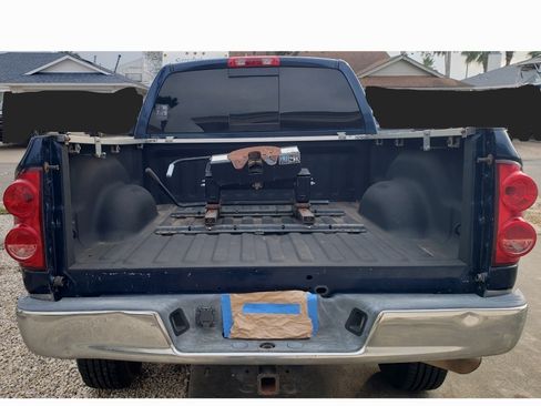 Used 2007 Dodge Ram 3500 Truck SLT image 17