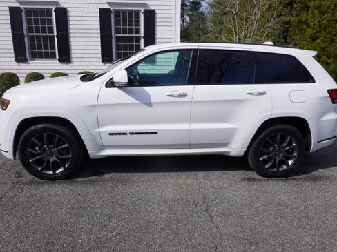 Used 2020 Jeep Grand Cherokee High Altitude image 1