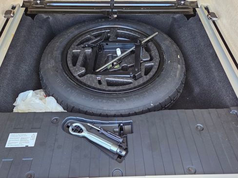 Used 2014 BMW X5 xDrive35d image 21