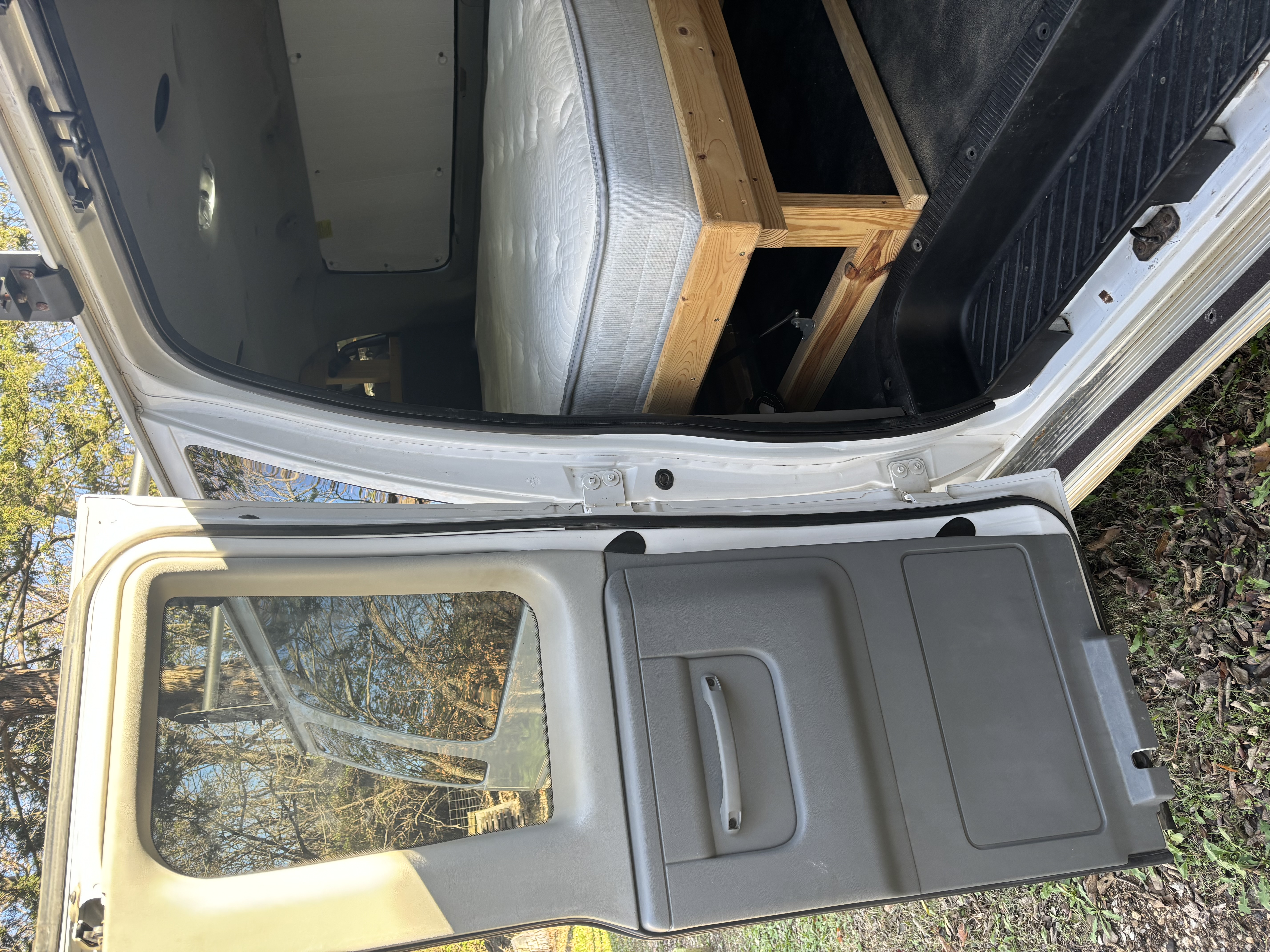 Used 2003 Ford E-350 and Econoline 350 XLT RWD image 20