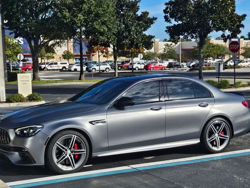 Used 2021 Mercedes-Benz E 63 AMG S image 2