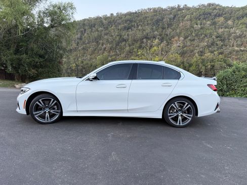 Used 2022 BMW 330i Sedan w/ Driving Assistance Package RWD image 4