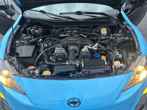 Used 2016 Scion FR-S image 2