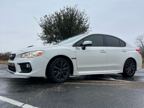 Used 2019 Subaru WRX image 10