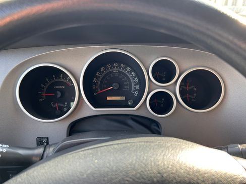 Used 2013 Toyota Tundra SR5 w/ SR5 Pkg image 27