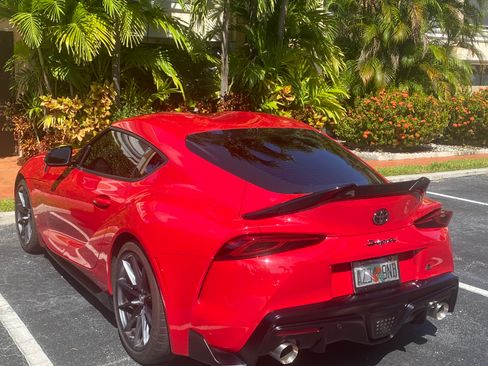 Used 2023 Toyota Supra Premium w/ Driver Assist Package RWD image 4