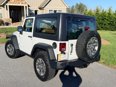 Used 2014 Jeep Wrangler Rubicon w/ Dual Top Group image 5