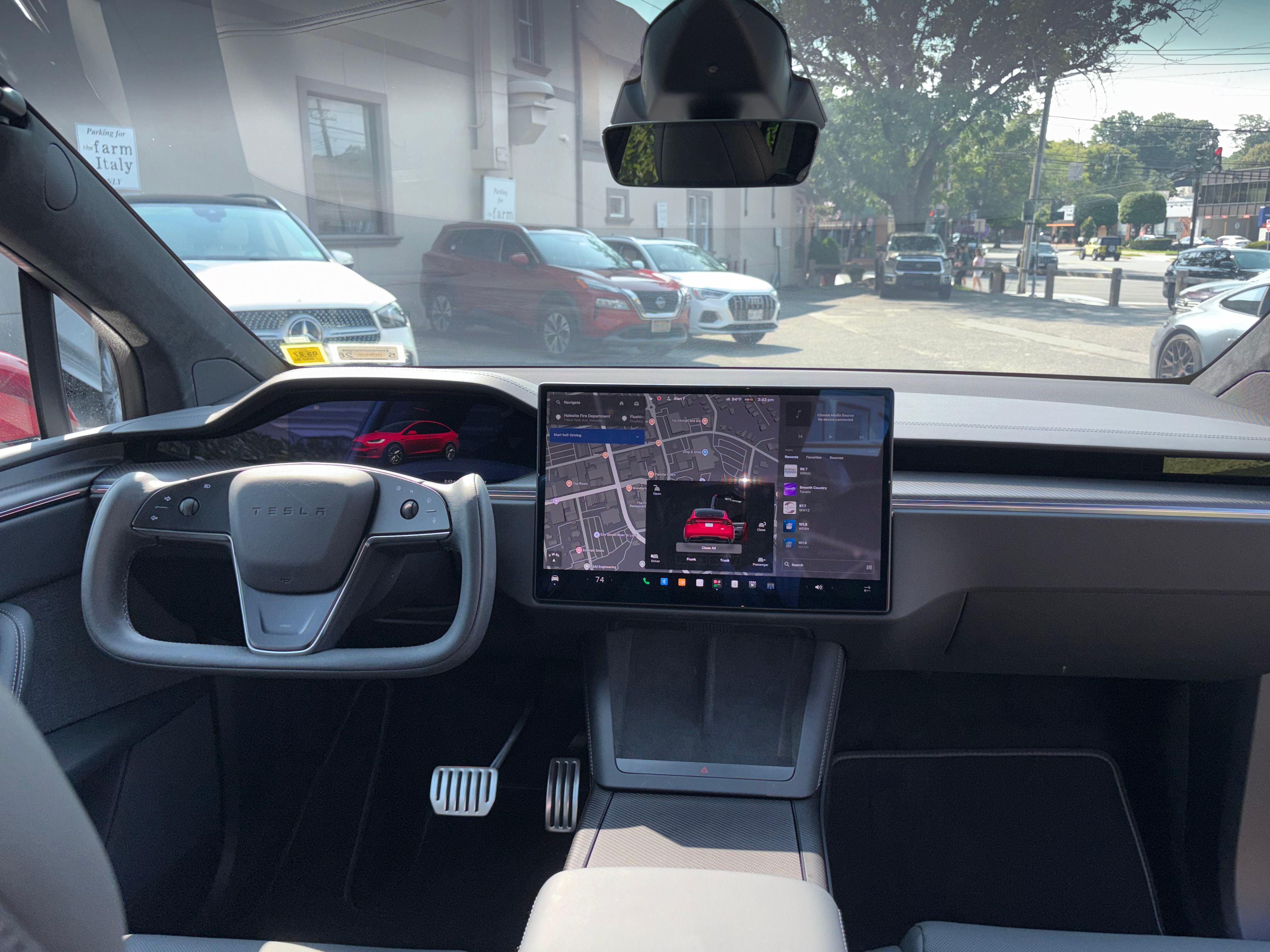 Used 2026 Tesla Model X Plaid AWD/4WD image 5