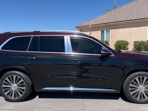 Used 2024 Mercedes-Benz Maybach GLS 600 4MATIC image 12