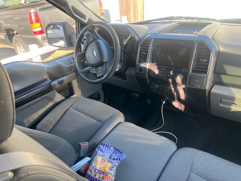 Used 2019 Ford F150 XLT image 4