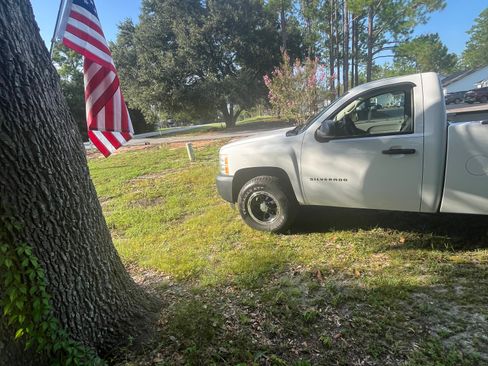 Used 2013 Chevrolet Silverado 1500 W/T RWD image 5
