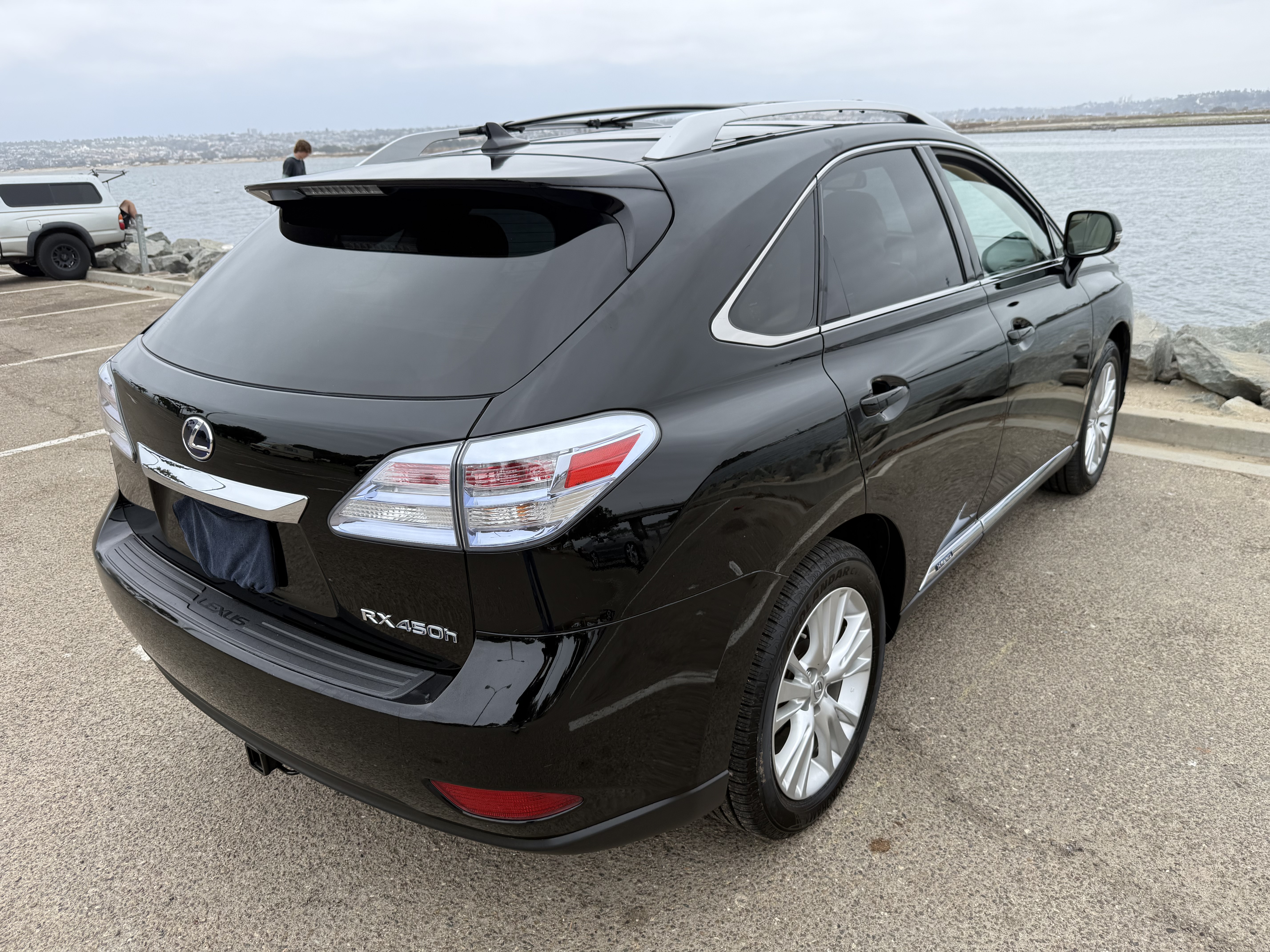 Used 2012 Lexus RX 450h FWD w/ Premium Pkg image 6