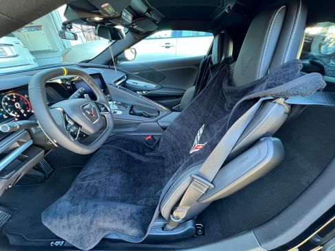 Used 2023 Chevrolet Corvette Stingray Coupe w/ Z51 Performance Package image 8