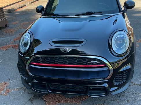 Used 2017 MINI Cooper John Cooper Works FWD image 9