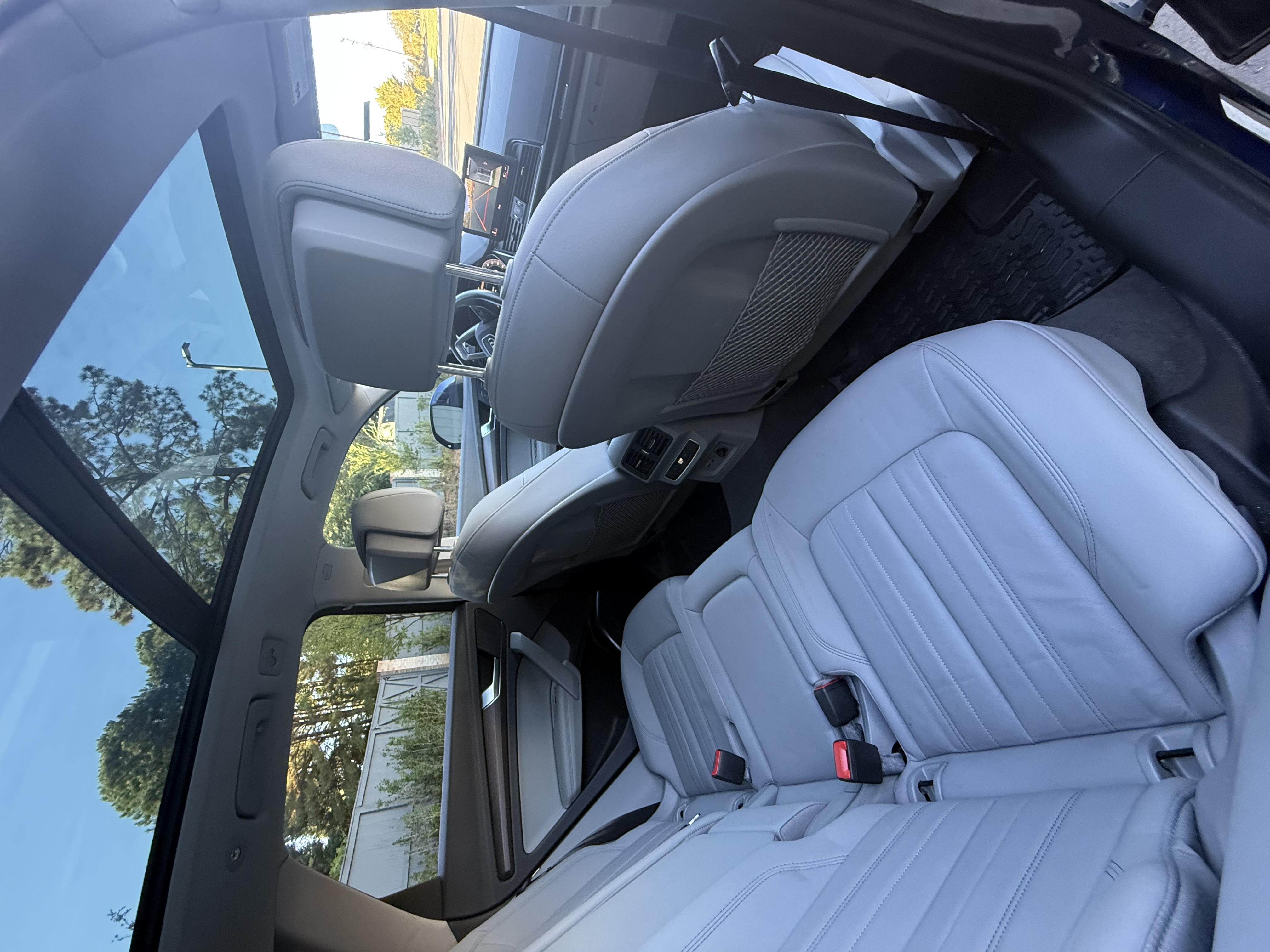 Used 2022 Audi Q5 2.0T Premium Plus w/ Premium Plus Package AWD/4WD image 17