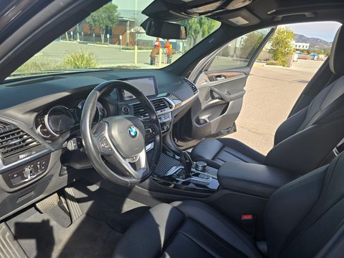 Used 2019 BMW X3 sDrive30i w/ Premium Package image 12