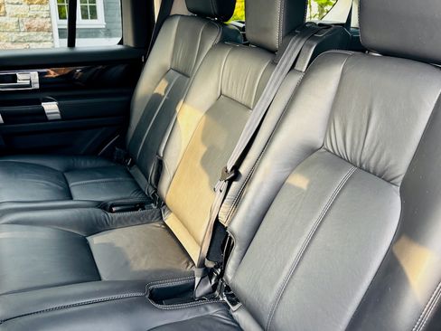 Used 2013 Land Rover LR4 HSE LUX image 24