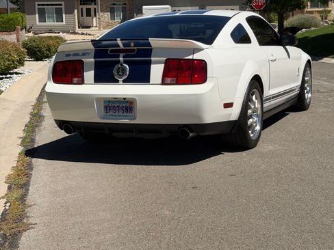 Used 2008 Ford Mustang Shelby GT500 RWD image 5