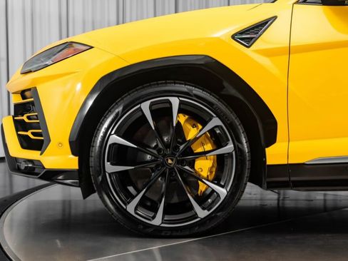 Used 2020 Lamborghini Urus AWD/4WD image 8