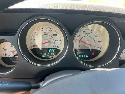 Used 2012 Dodge Challenger SXT image 12