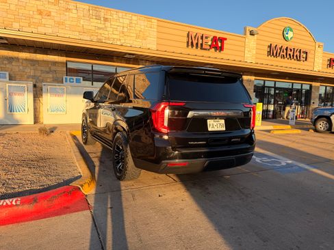 Used 2021 GMC Yukon AT4 w/ AT4 Premium Plus Package image 14