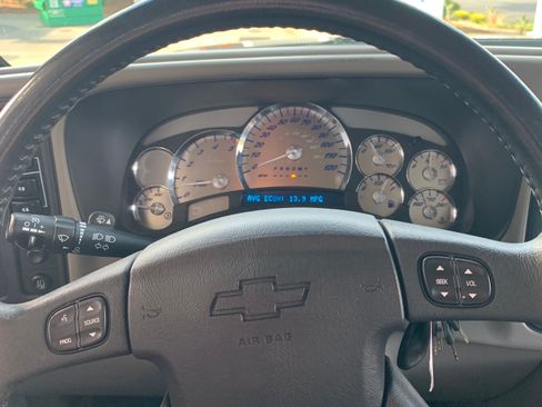 Used 2007 Chevrolet Silverado 2500 LT w/ Heavy-Duty Power Package AWD/4WD image 22
