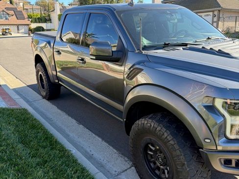 Used 2019 Ford F150 Raptor w/ Equipment Group 802A Luxury image 2